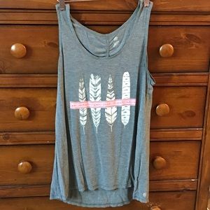 Gray Feather Graphic Tank Top - Gaiam!